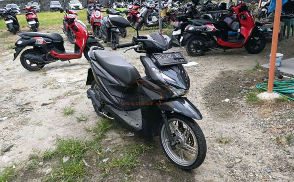 HONDA  BEAT