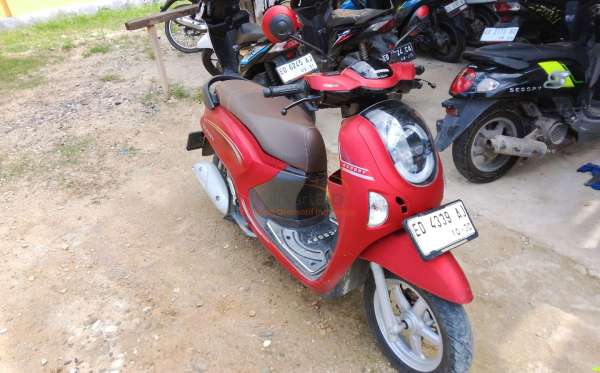 HONDA  SCOOPY