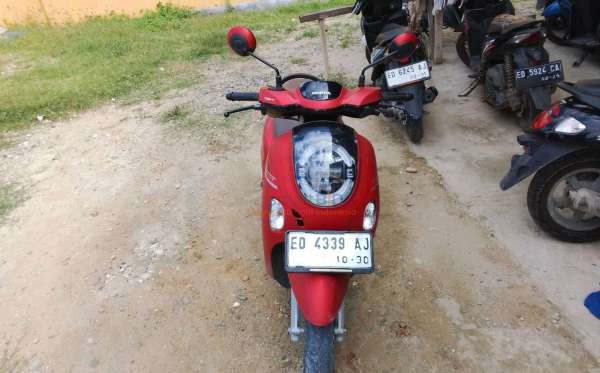 HONDA  SCOOPY