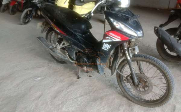 HONDA  REVO FIT