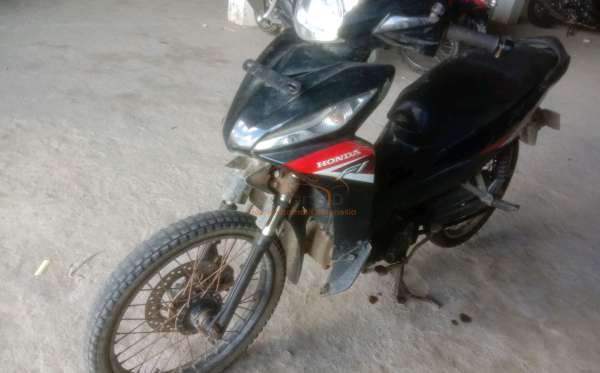 HONDA  REVO FIT