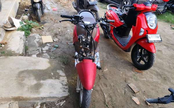 HONDA  SCOOPY