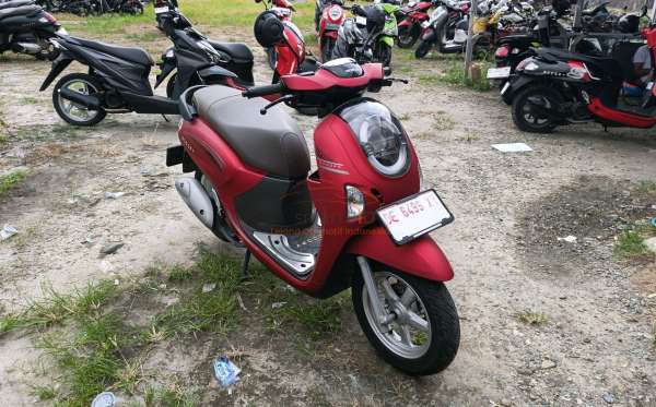 HONDA  SCOOPY