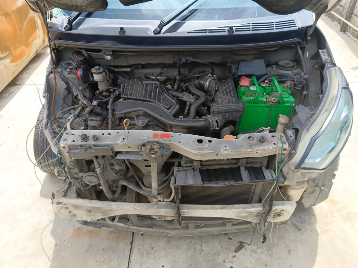 DAIHATSU  SIGRA  R