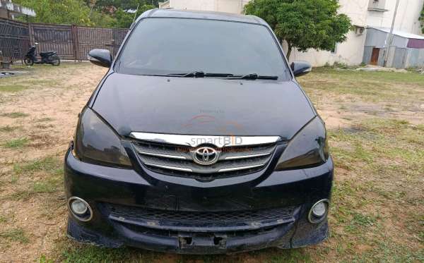 TOYOTA AVANZA S