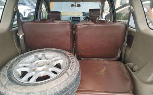 TOYOTA AVANZA