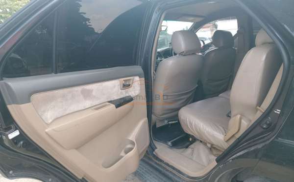 TOYOTA FORTUNER