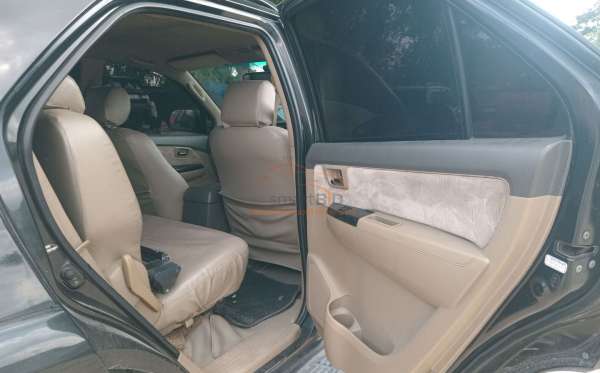 TOYOTA FORTUNER