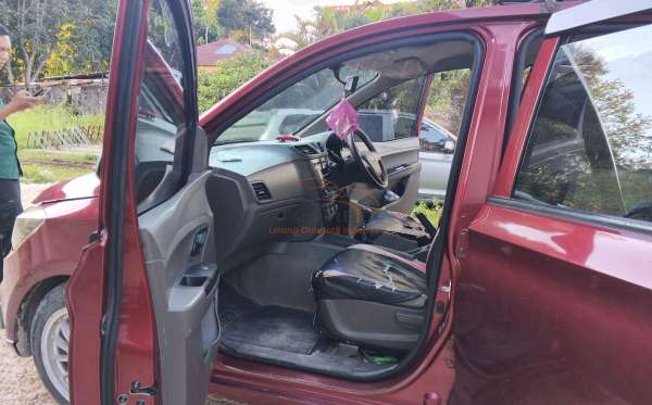WULING CONFERO 1.5 DB MY (4X2)
