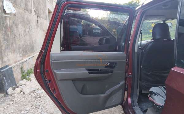 WULING CONFERO 1.5 DB MY (4X2)