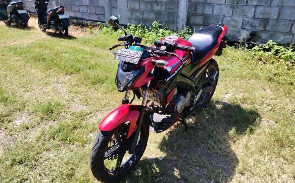 YAMAHA VIXION