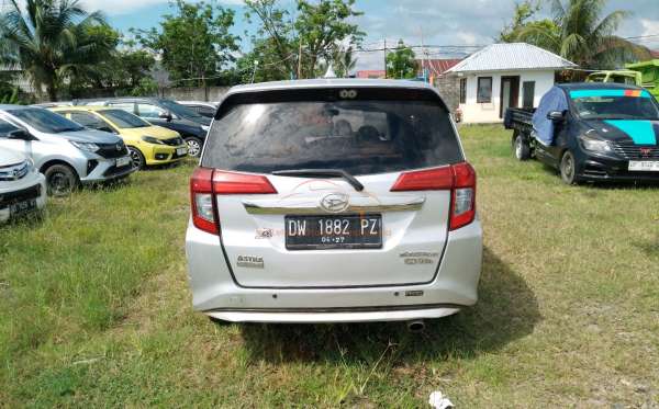 DAIHATSU SIGRA