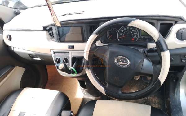 DAIHATSU SIGRA
