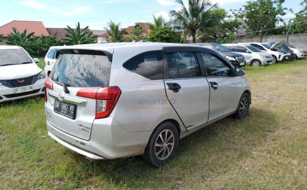 DAIHATSU SIGRA