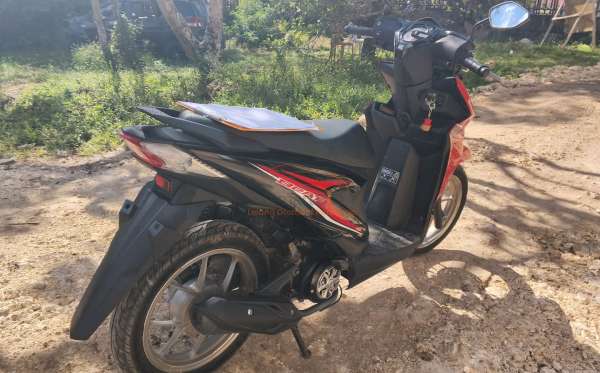 HONDA  BEAT