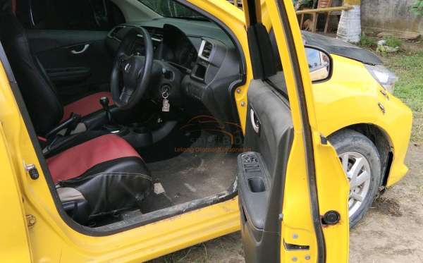 HONDA BRIO