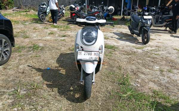 HONDA  SCOOPY