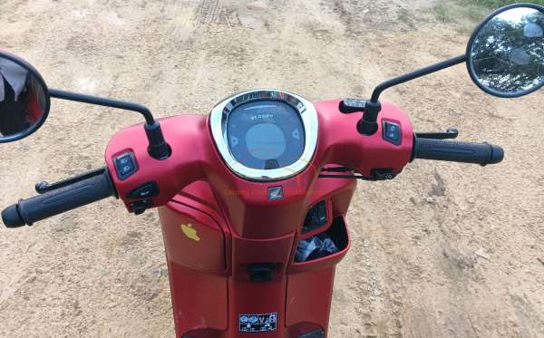 HONDA  SCOOPY