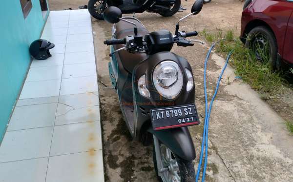 HONDA SCOOPY STYLISH