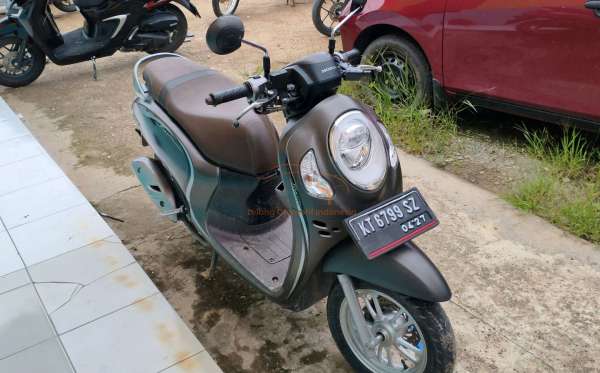 HONDA SCOOPY STYLISH
