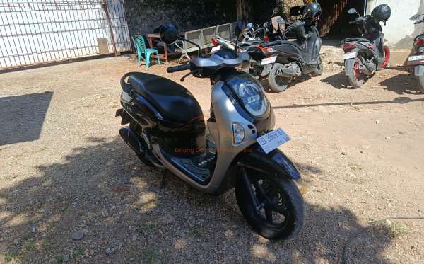HONDA SCOOPY