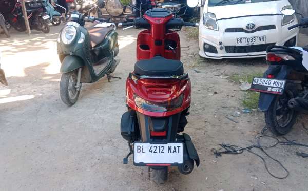 HONDA  STYLO