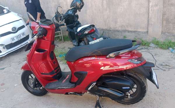 HONDA  STYLO
