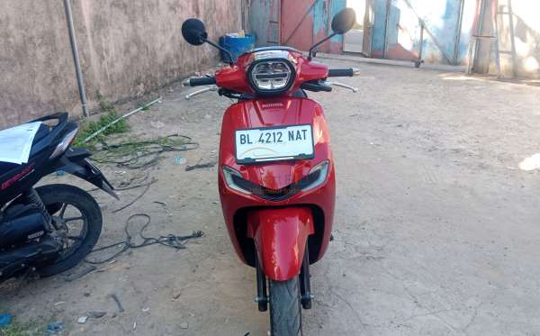 HONDA  STYLO