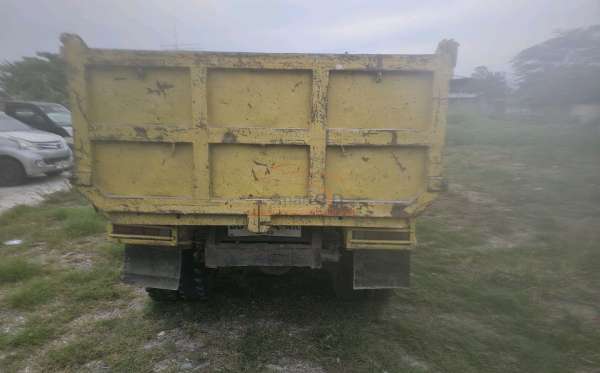 MITSUBISHI COLT DIESEL FE 74