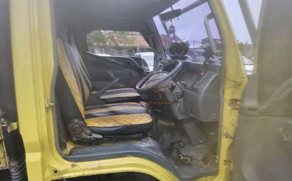 MITSUBISHI COLT DIESEL FE 74