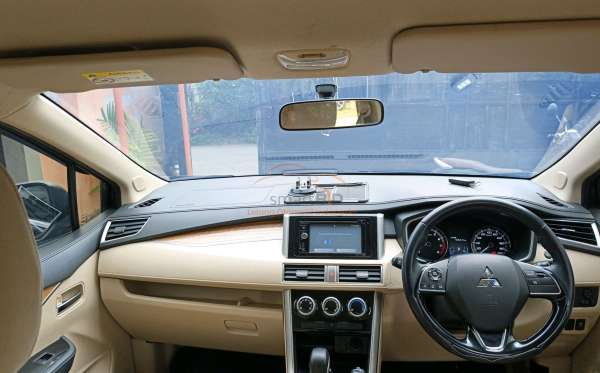 MITSUBISHI XPANDER 1.5L EXCEED