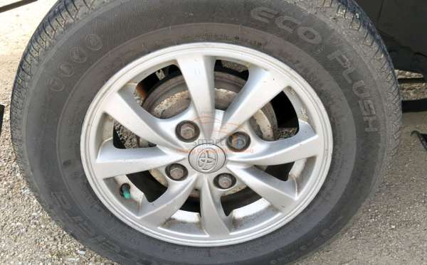 TOYOTA  AVANZA  1.3 G