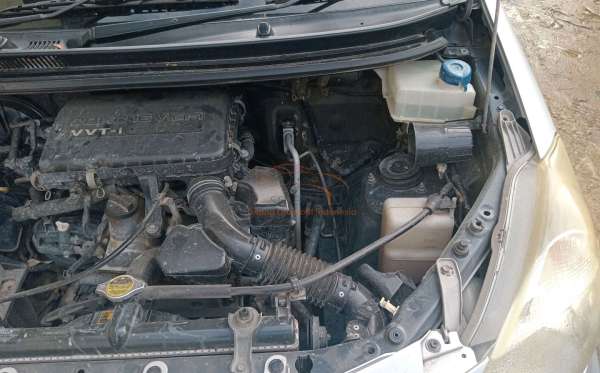 TOYOTA AVANZA 1.5 G