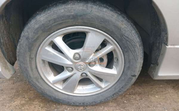 TOYOTA AVANZA 1.5 G