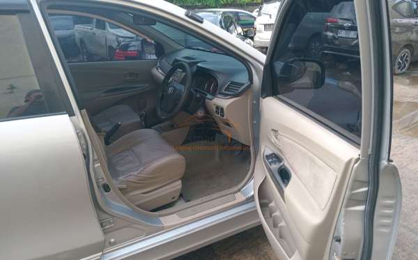 TOYOTA AVANZA 1.5 G