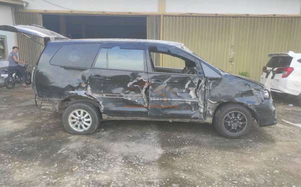 TOYOTA INNOVA G