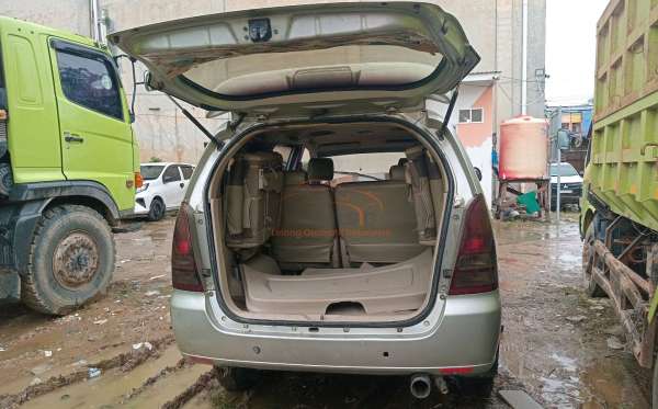 TOYOTA KIJANG INNOVA G