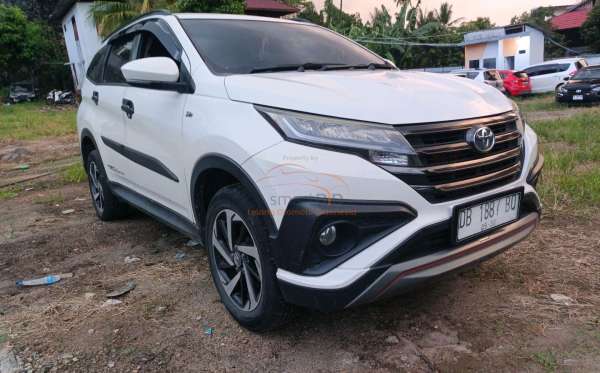TOYOTA RUSH S
