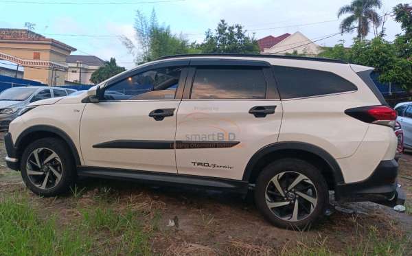 TOYOTA RUSH S
