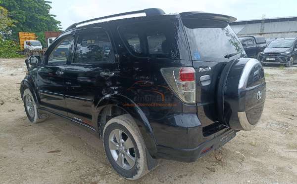 TOYOTA RUSH S