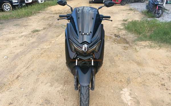 YAMAHA NMAX TRB