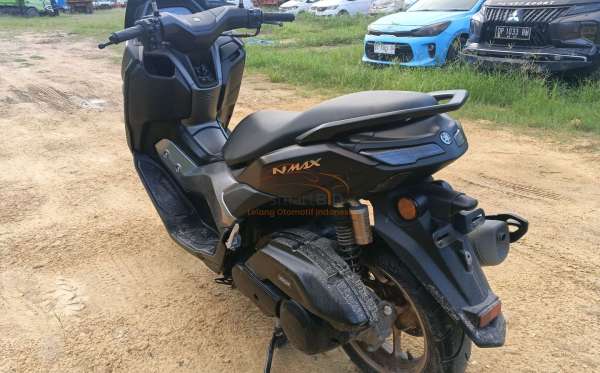 YAMAHA NMAX TRB