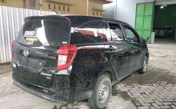 DAIHATSU SIGRA