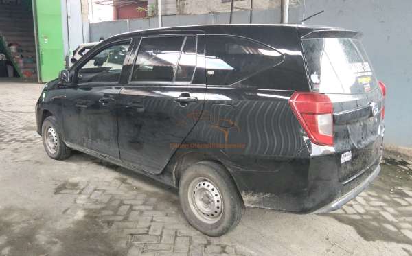DAIHATSU SIGRA