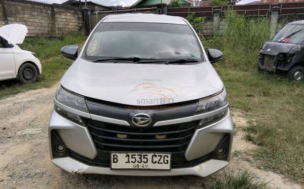 DAIHATSU XENIA 1.3 X