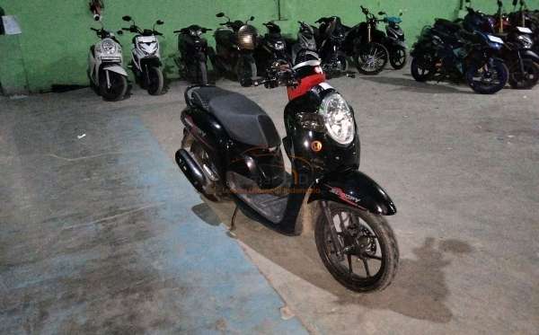 HONDA  SCOOPY