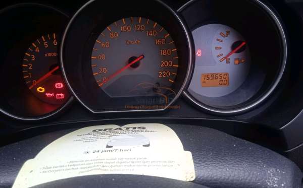 NISSAN GRAND LIVINA SV 1.5