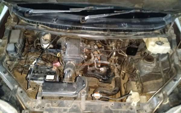 TOYOTA AVANZA
