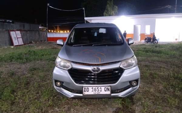 TOYOTA AVANZA