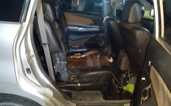 TOYOTA AVANZA